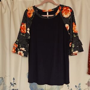 Navy Floral Sleeve Blouse